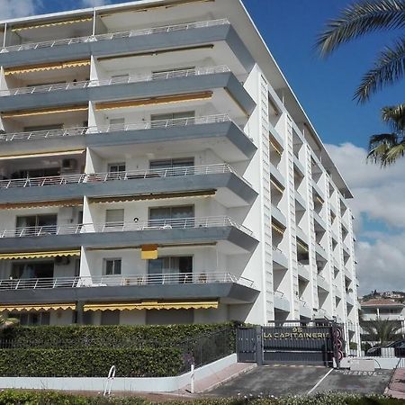 Grand studio climatisé en bord de mer avec parking sécurisé Golfe Juan Esterno foto